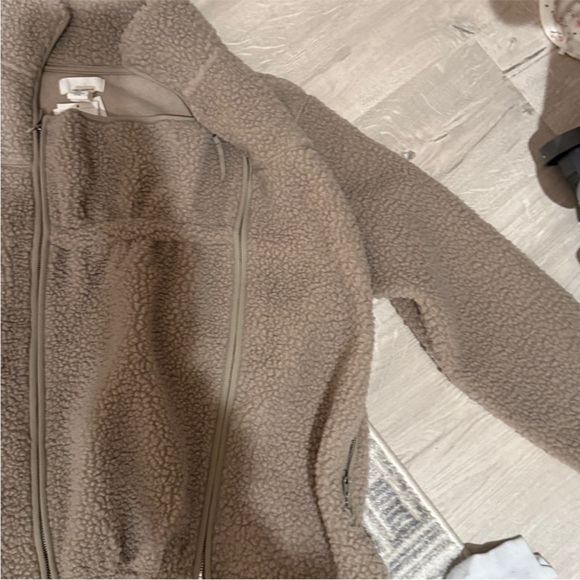 NWT H&M Babywearing Sherpa Fleece Jacket - Picture 10 of 10